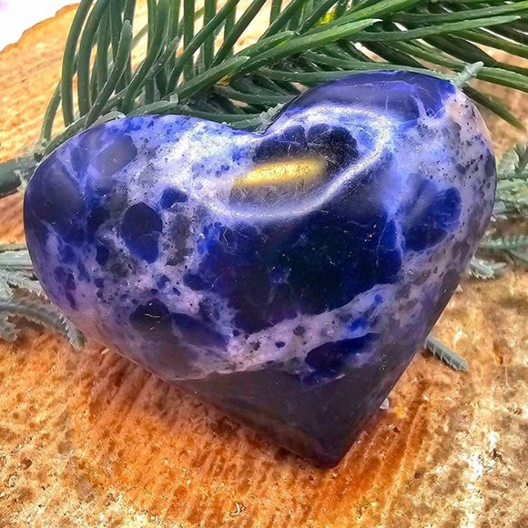 Beautiful Blue Sodalite Stone Carved 2" Heart Palm Stone - Picture 1 of 10